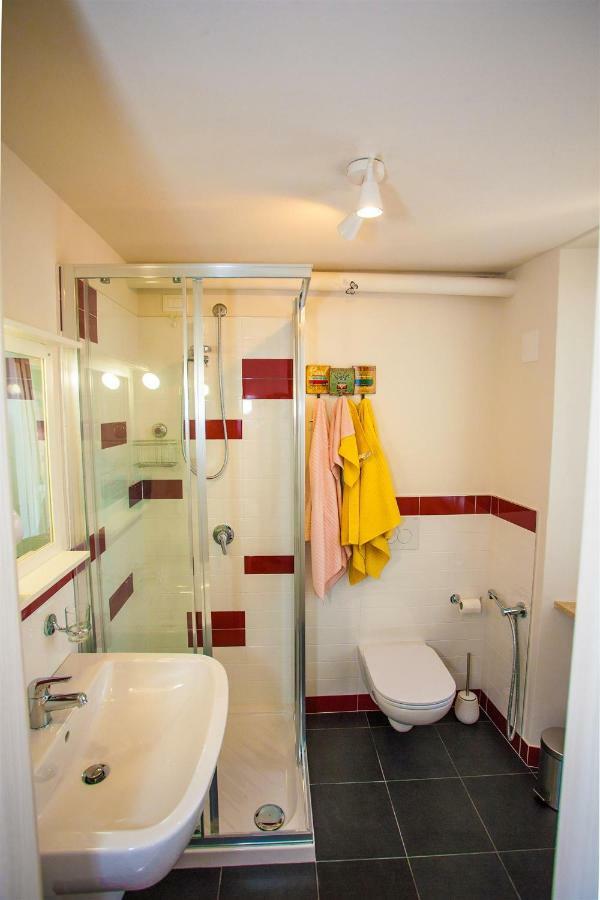 Garda Friends Apartments Тосколано Мадерно Екстериор снимка