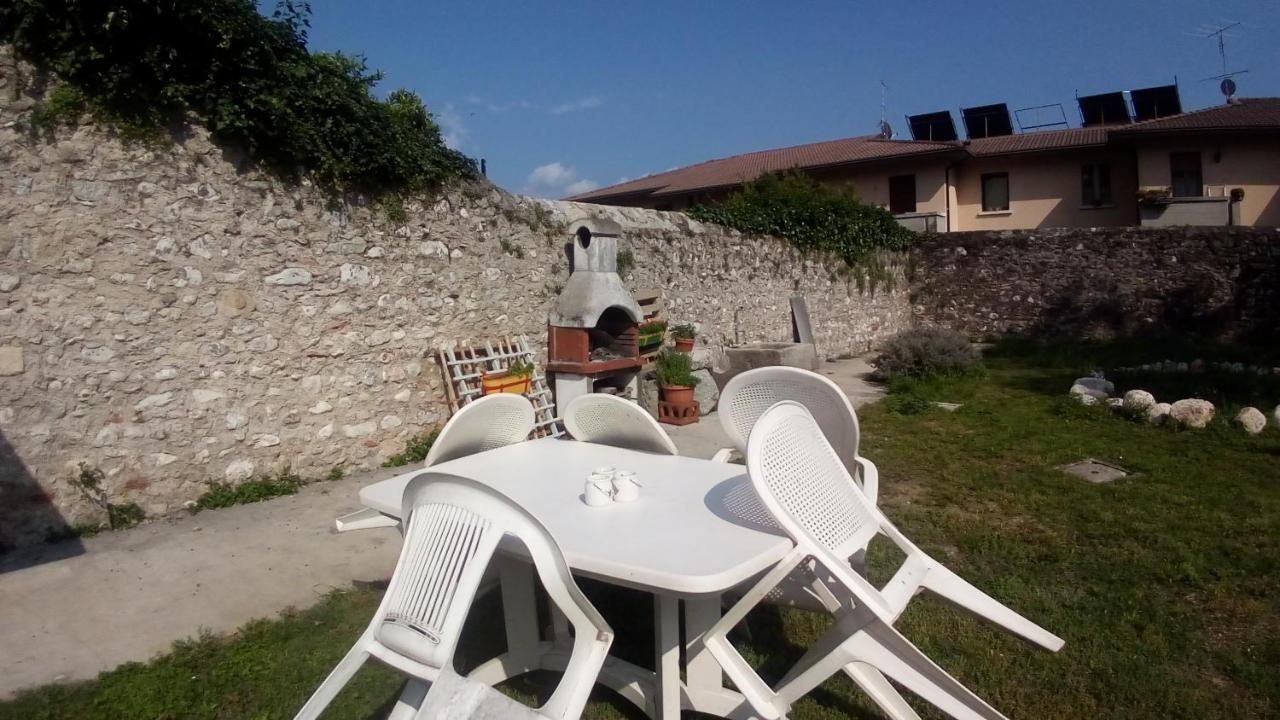 Garda Friends Apartments Тосколано Мадерно Екстериор снимка